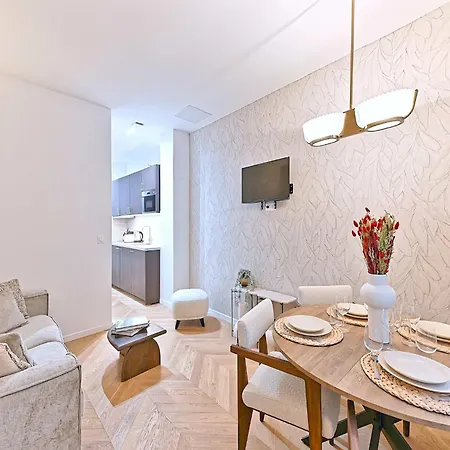 New Flat With Ac Porte Maillot Arc De Triomphe Appartamento *