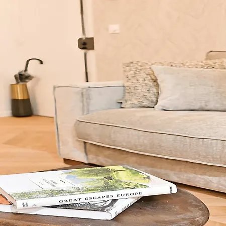 Appartamento New Flat With Ac Porte Maillot Arc De Triomphe Parigi