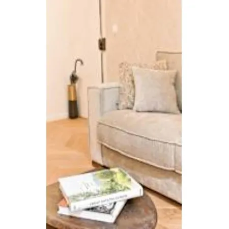 New Flat With Ac Porte Maillot Arc De Triomphe Parigi